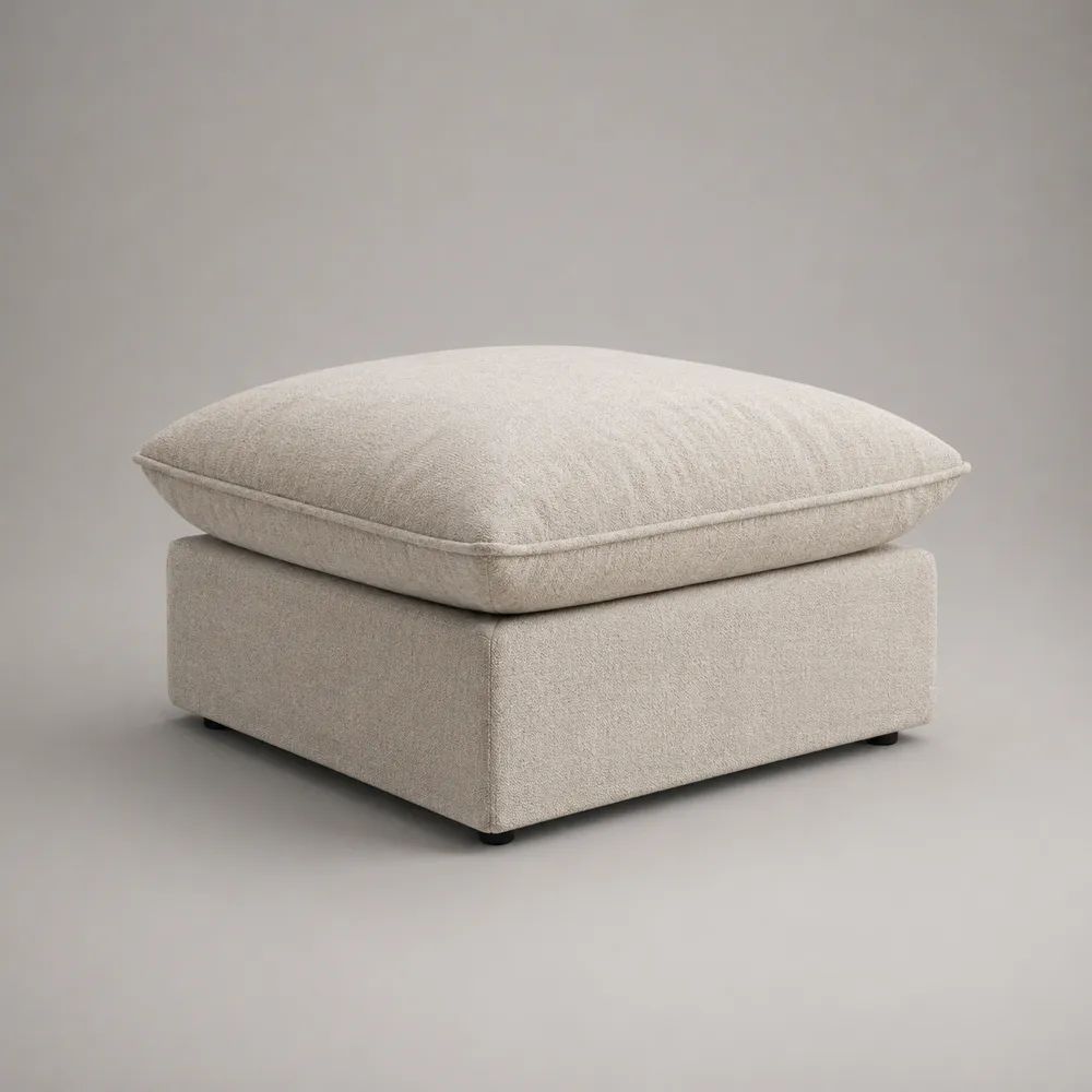 Quadratischer Fußhocker mit Bouclébezug