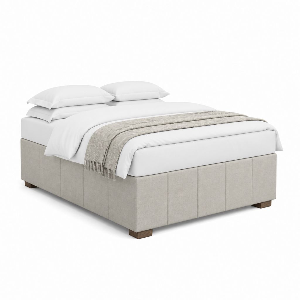 Polsterbettgestell in warmem Beige